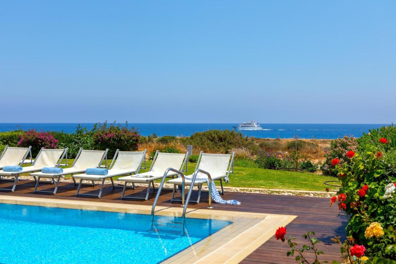 Protaras Beachfront Villa Alia Ngoại thất bức ảnh