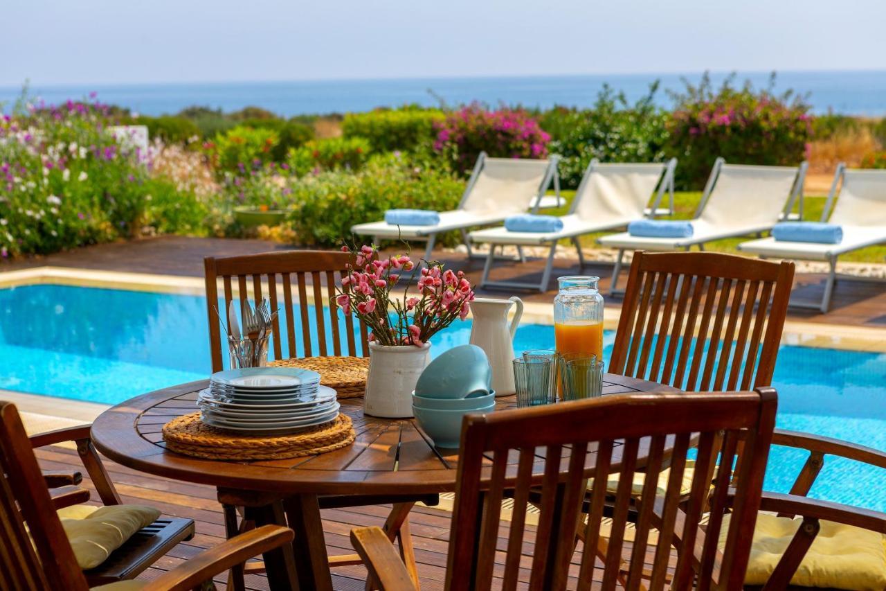 Protaras Beachfront Villa Alia Ngoại thất bức ảnh