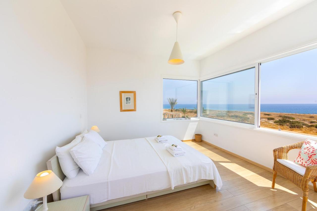 Protaras Beachfront Villa Alia Ngoại thất bức ảnh
