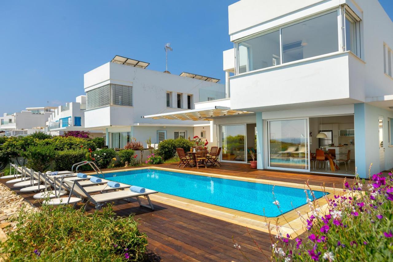 Protaras Beachfront Villa Alia Ngoại thất bức ảnh