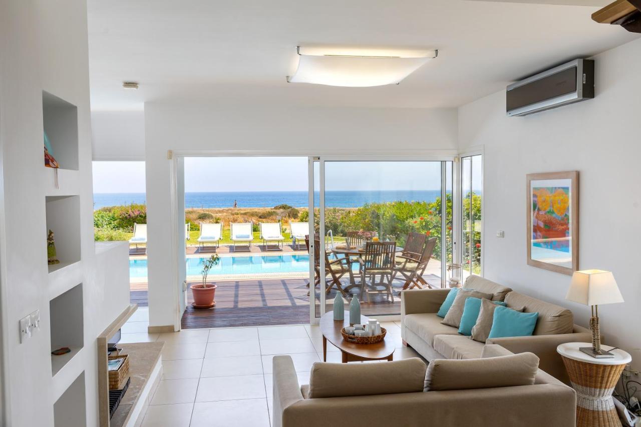 Protaras Beachfront Villa Alia Ngoại thất bức ảnh