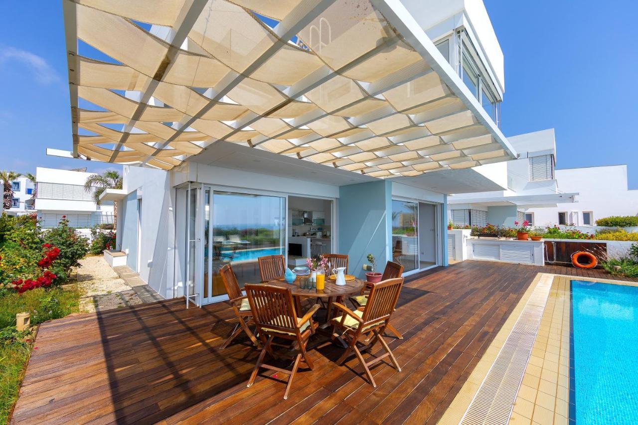Protaras Beachfront Villa Alia Ngoại thất bức ảnh
