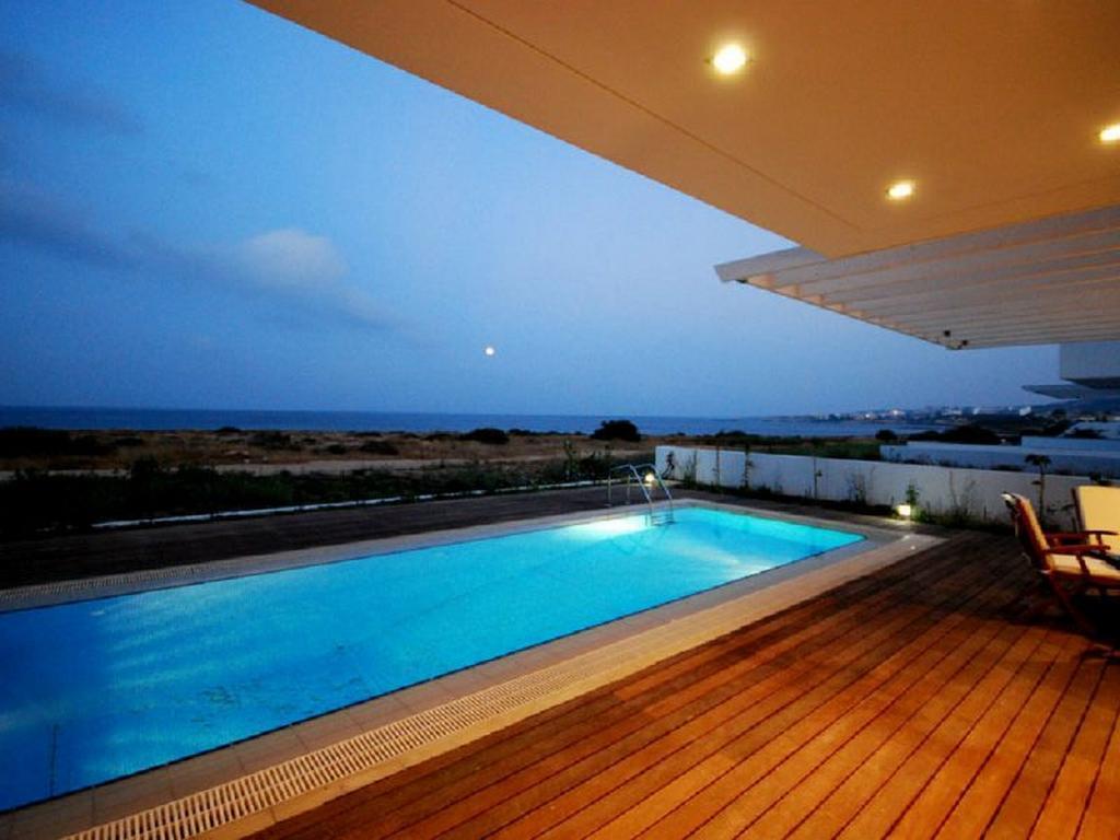 Protaras Beachfront Villa Alia Ngoại thất bức ảnh